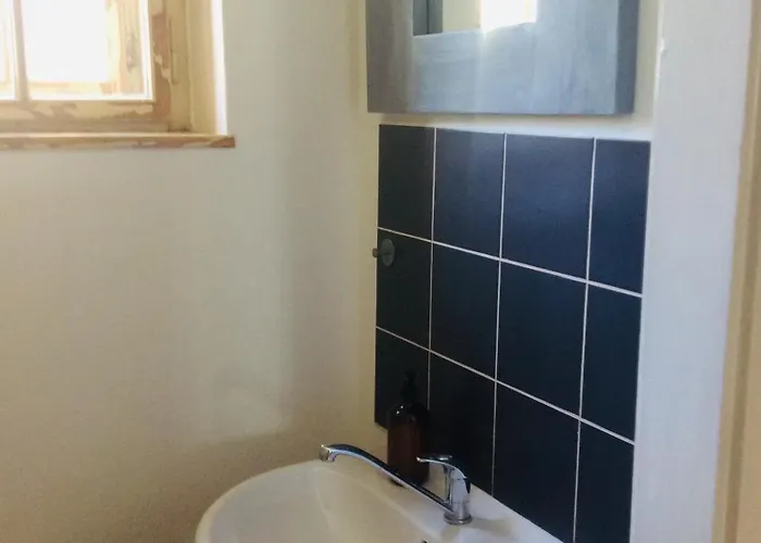 Sirius B Aparthotel 3*